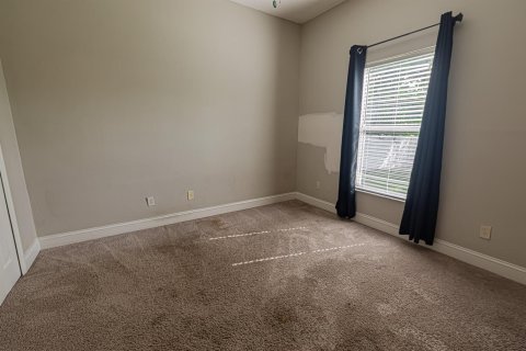 Villa ou maison à vendre à Port St. Lucie, Floride: 4 chambres, 207.64 m2 № 2351120 - photo 23