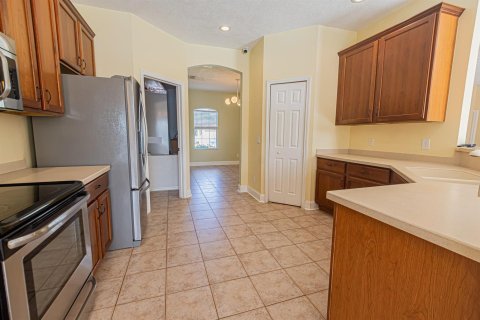 Villa ou maison à vendre à Port St. Lucie, Floride: 4 chambres, 207.64 m2 № 2351120 - photo 11
