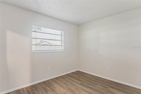 Villa ou maison à vendre à Pinellas Park, Floride: 3 chambres, 113.25 m2 № 2314940 - photo 16