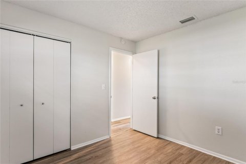 Villa ou maison à vendre à Pinellas Park, Floride: 3 chambres, 113.25 m2 № 2314940 - photo 14