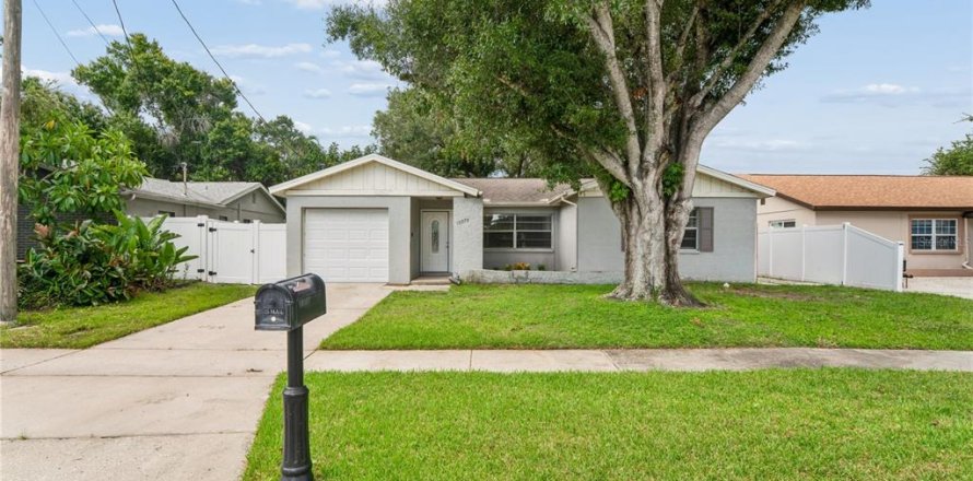 Villa ou maison à Pinellas Park, Floride 3 chambres, 113.25 m2 № 2314940
