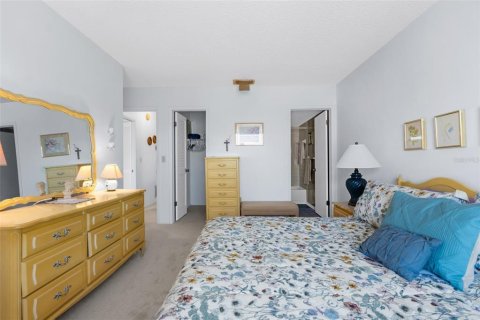 Condo in New Port Richey, Florida, 2 bedrooms  № 1613027 - photo 26