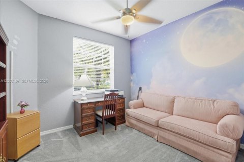 House in Sunrise, Florida 3 bedrooms, 133.22 sq.m. № 2066230 - photo 14