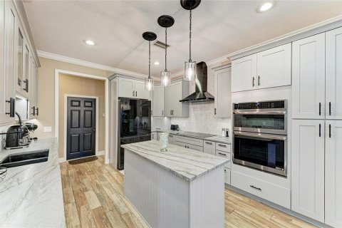 House in Bradenton, Florida 4 bedrooms, 266.63 sq.m. № 1602779 - photo 16