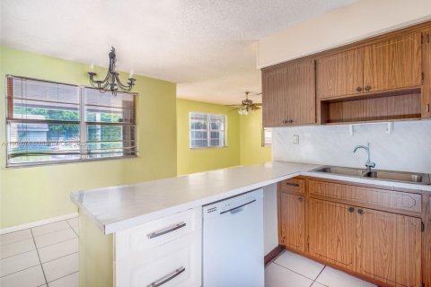Immobilier commercial à vendre à Davie, Floride: 171.78 m2 № 1956342 - photo 6