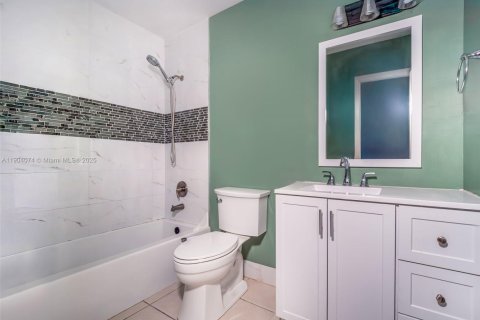 Immobilier commercial à vendre à Davie, Floride: 171.78 m2 № 1956342 - photo 12