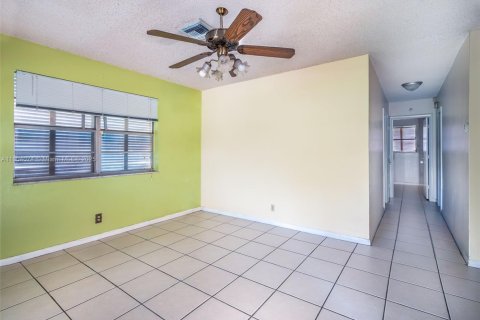 Immobilier commercial à vendre à Davie, Floride: 171.78 m2 № 1956342 - photo 4