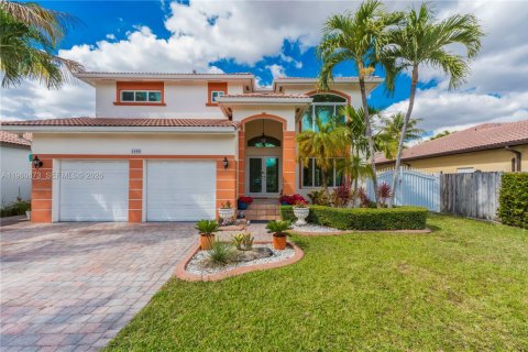 Купить виллу или дом в Майами, Флорида 4 спальни, 230.58м2, № 2022060 - фото 2