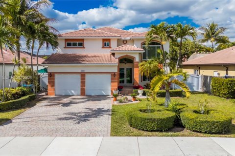 Купить виллу или дом в Майами, Флорида 4 спальни, 230.58м2, № 2022060 - фото 4