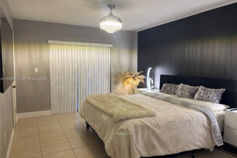 Купить таунхаус в Майами, Флорида 2 спальни, 128.67м2, № 2005719 - фото 21