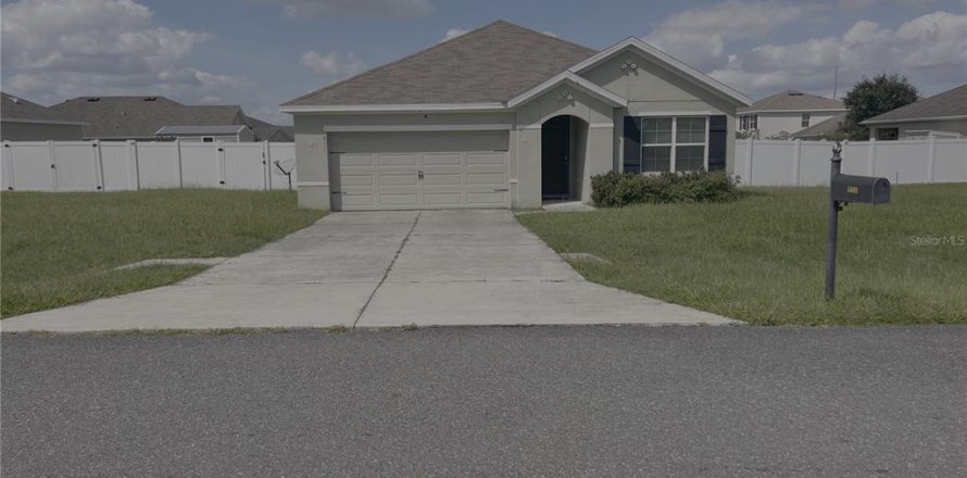 Villa ou maison à Ocala, Floride 3 chambres, 155.15 m2 № 2379279