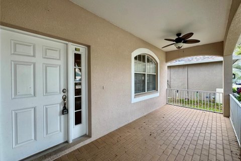 House in Temple Terrace, Florida 3 bedrooms, 157.1 sq.m. № 2258392 - photo 6