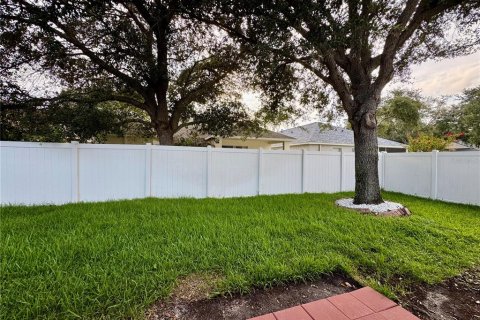 House in Temple Terrace, Florida 3 bedrooms, 157.1 sq.m. № 2258392 - photo 4