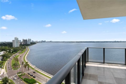 Condo in Tampa, Florida, 3 bedrooms  № 1353190 - photo 21