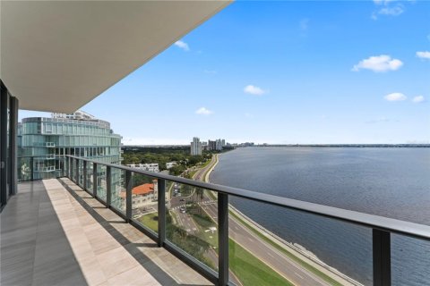 Condo in Tampa, Florida, 3 bedrooms  № 1353190 - photo 15