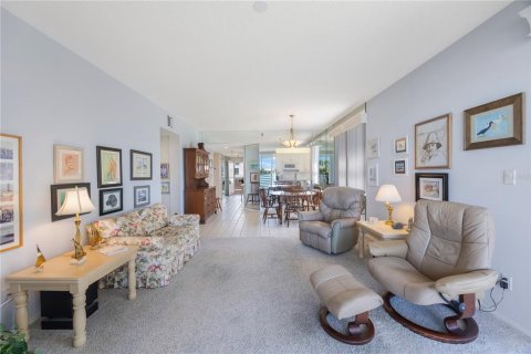 Copropriété à vendre à Saint Pete Beach, Floride: 2 chambres, 120.77 m2 № 1719576 - photo 16
