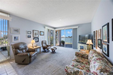 Copropriété à vendre à Saint Pete Beach, Floride: 2 chambres, 120.77 m2 № 1719576 - photo 17