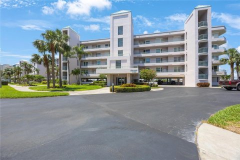 Copropriété à vendre à Saint Pete Beach, Floride: 2 chambres, 120.77 m2 № 1719576 - photo 2