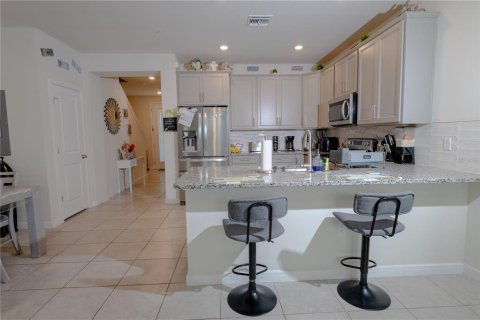 Townhouse in Orlando, Florida 4 bedrooms, 155.61 sq.m. № 1586832 - photo 16