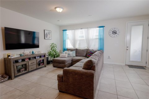 Townhouse in Orlando, Florida 4 bedrooms, 155.61 sq.m. № 1586832 - photo 12