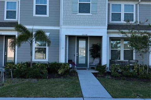 Townhouse in Orlando, Florida 4 bedrooms, 155.61 sq.m. № 1586832 - photo 1
