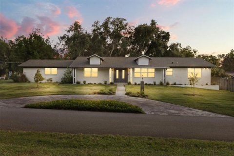 Villa ou maison à Lake Mary, Floride 4 chambres, 206.99 m2 № 2430874