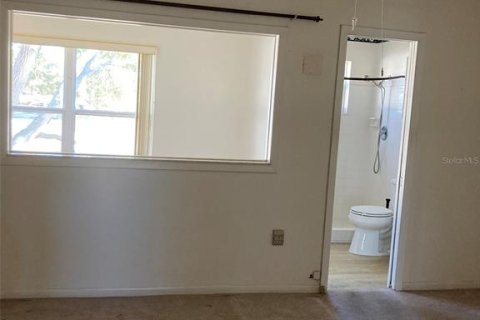 Condo in Saint Petersburg, Florida, 2 bedrooms  № 2101820 - photo 30