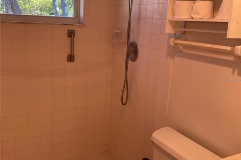 Condo in Saint Petersburg, Florida, 2 bedrooms  № 2101820 - photo 20