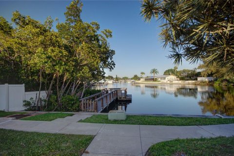 Copropriété à vendre à Saint Petersburg, Floride: 2 chambres, 85.01 m2 № 1835521 - photo 18