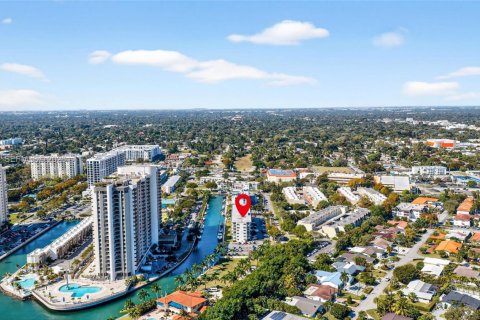 Condominio en venta en Miami, Florida, 2 dormitorios, 109.81 m2 № 2033466 - foto 7