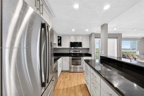 Condominio en venta en Miami, Florida, 2 dormitorios, 109.81 m2 № 2033466 - foto 26