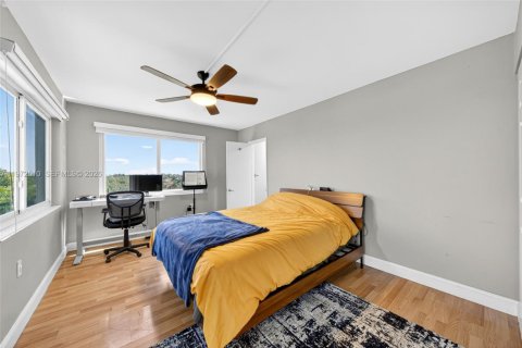 Condominio en venta en Miami, Florida, 2 dormitorios, 109.81 m2 № 2033466 - foto 25