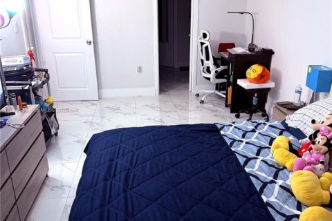 Copropriété à louer à North Miami, Floride: 2 chambres, 95.04 m2 № 2303603 - photo 10