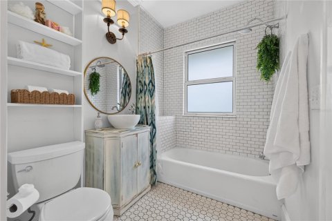 Villa ou maison à vendre à Bradenton, Floride: 3 chambres, 101.45 m2 № 2431666 - photo 21