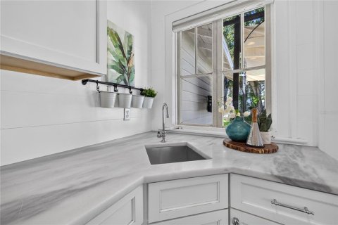 Villa ou maison à vendre à Bradenton, Floride: 3 chambres, 101.45 m2 № 2431666 - photo 10