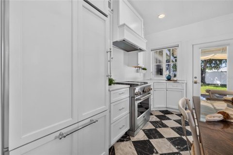 Villa ou maison à vendre à Bradenton, Floride: 3 chambres, 101.45 m2 № 2431666 - photo 8