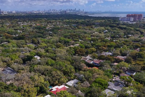 Купить виллу или дом в Корал-Гейблс, Флорида 4 спальни, 268.67м2, № 2048722 - фото 4