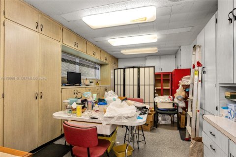 Купить виллу или дом в Корал-Гейблс, Флорида 4 спальни, 268.67м2, № 2048722 - фото 19