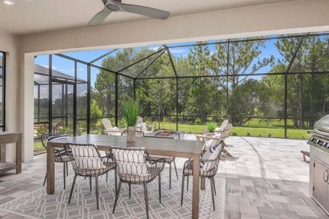 Villa ou maison à vendre à Wesley Chapel, Floride: 4 chambres, 222.87 m2 № 2098329 - photo 4