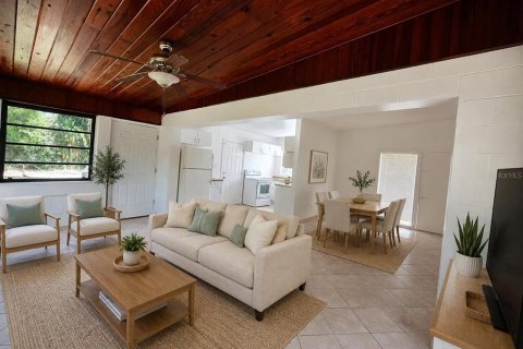 House in Orlando, Florida 2 bedrooms, 82.03 sq.m. № 2236908 - photo 4