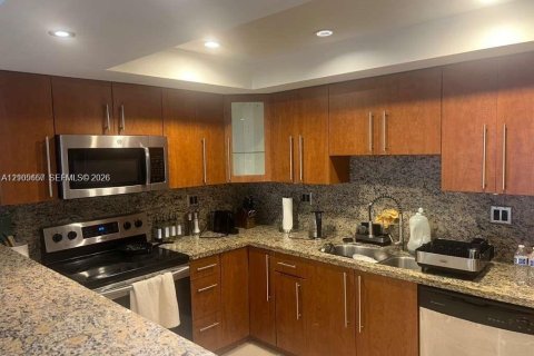 Copropriété à vendre à Sunny Isles Beach, Floride: 1 chambre, 93.37 m2 № 2414483 - photo 6