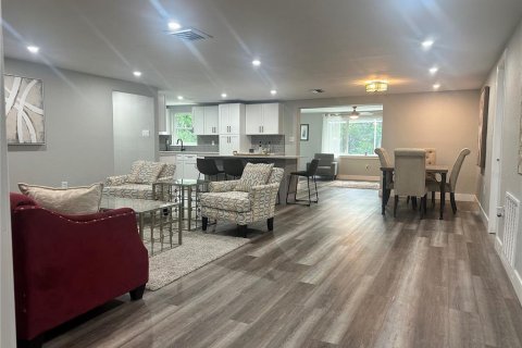 Casa en venta en Hudson, Florida, 4 dormitorios, 200.67 m2 № 1885559 - foto 2