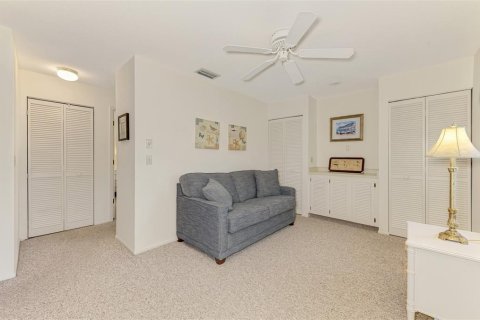 Villa ou maison à vendre à Venice, Floride: 2 chambres, 122.07 m2 № 1919373 - photo 22