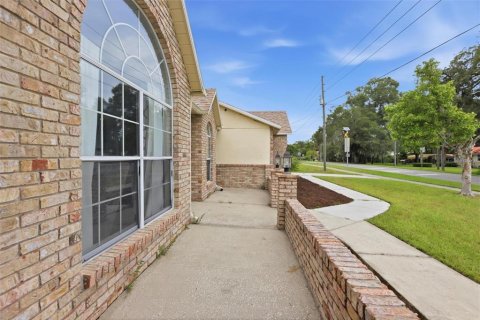 Villa ou maison à vendre à DeLand, Floride: 3 chambres, 249.07 m2 № 2315199 - photo 6
