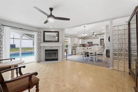 Villa ou maison à vendre à DeLand, Floride: 3 chambres, 249.07 m2 № 2315199 - photo 11