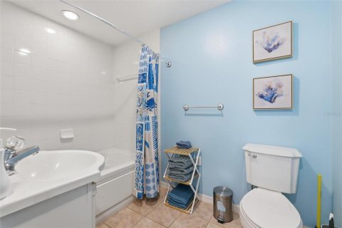 Villa ou maison à vendre à DeLand, Floride: 3 chambres, 249.07 m2 № 2315199 - photo 24