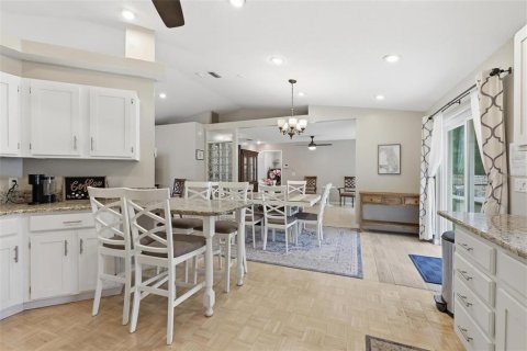 Villa ou maison à vendre à DeLand, Floride: 3 chambres, 249.07 m2 № 2315199 - photo 15