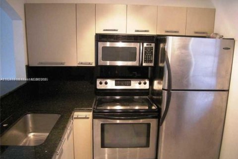 Condominio en venta en Miami Beach, Florida, 1 dormitorio, 62.71 m2 № 1790691 - foto 9