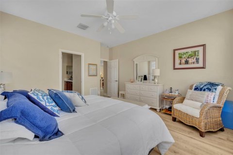 House in Groveland, Florida 2 bedrooms, 180.23 sq.m. № 2122731 - photo 25