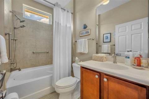 House in Groveland, Florida 2 bedrooms, 180.23 sq.m. № 2122731 - photo 29